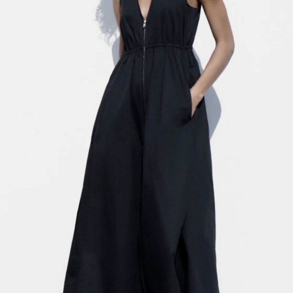 Zara Elegant Black Sleeveless Maxi Dress